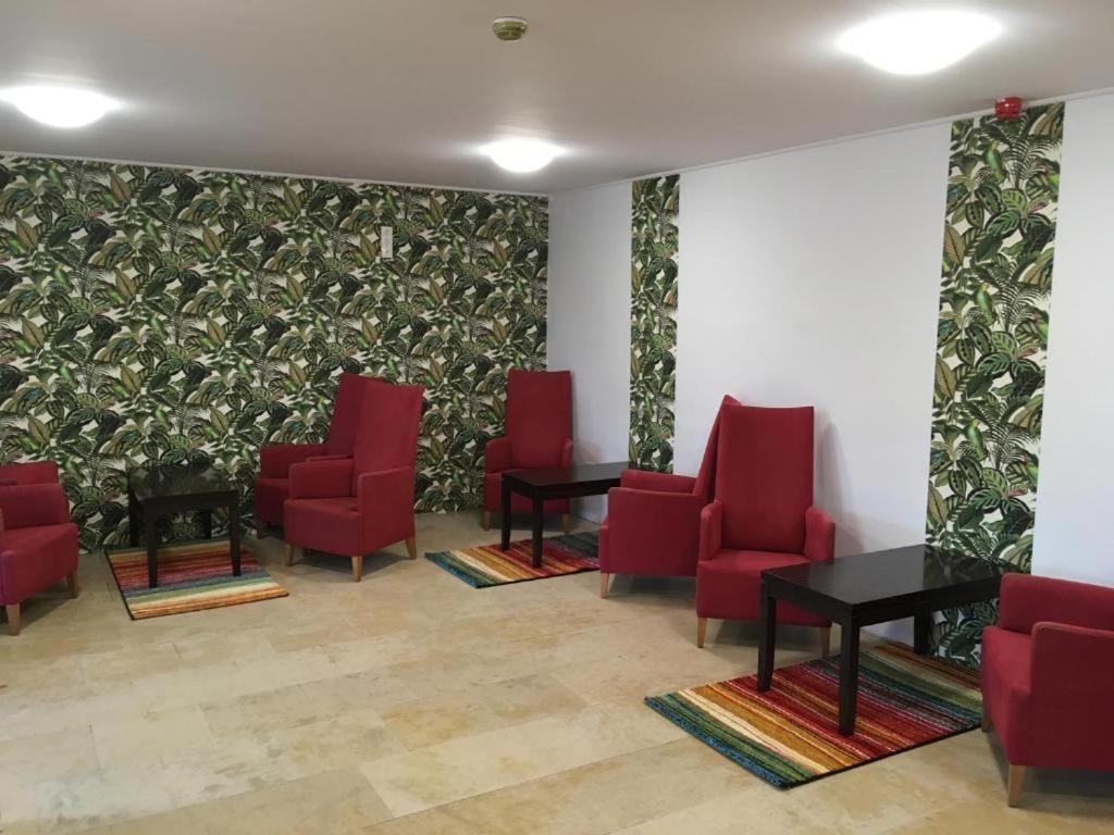 Fenyves Hotel بالاتونفينيفيس المظهر الخارجي الصورة