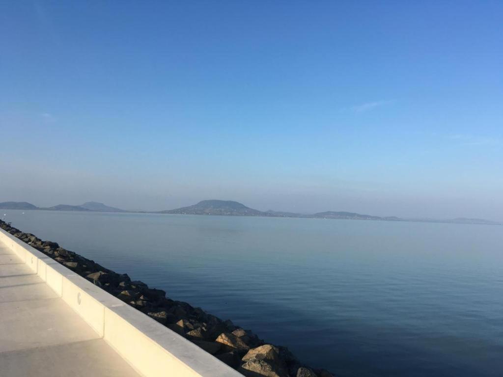 Fenyves Hotel بالاتونفينيفيس المظهر الخارجي الصورة