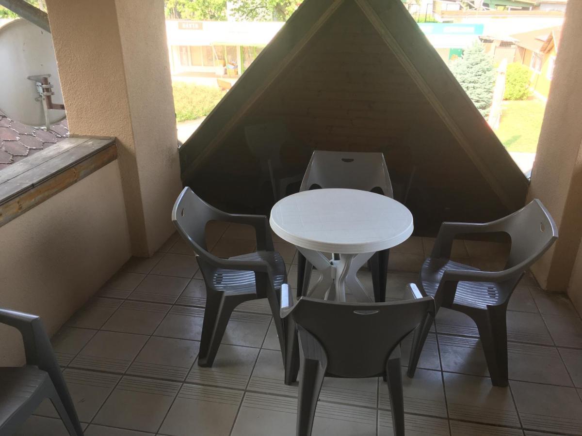 Fenyves Hotel بالاتونفينيفيس المظهر الخارجي الصورة
